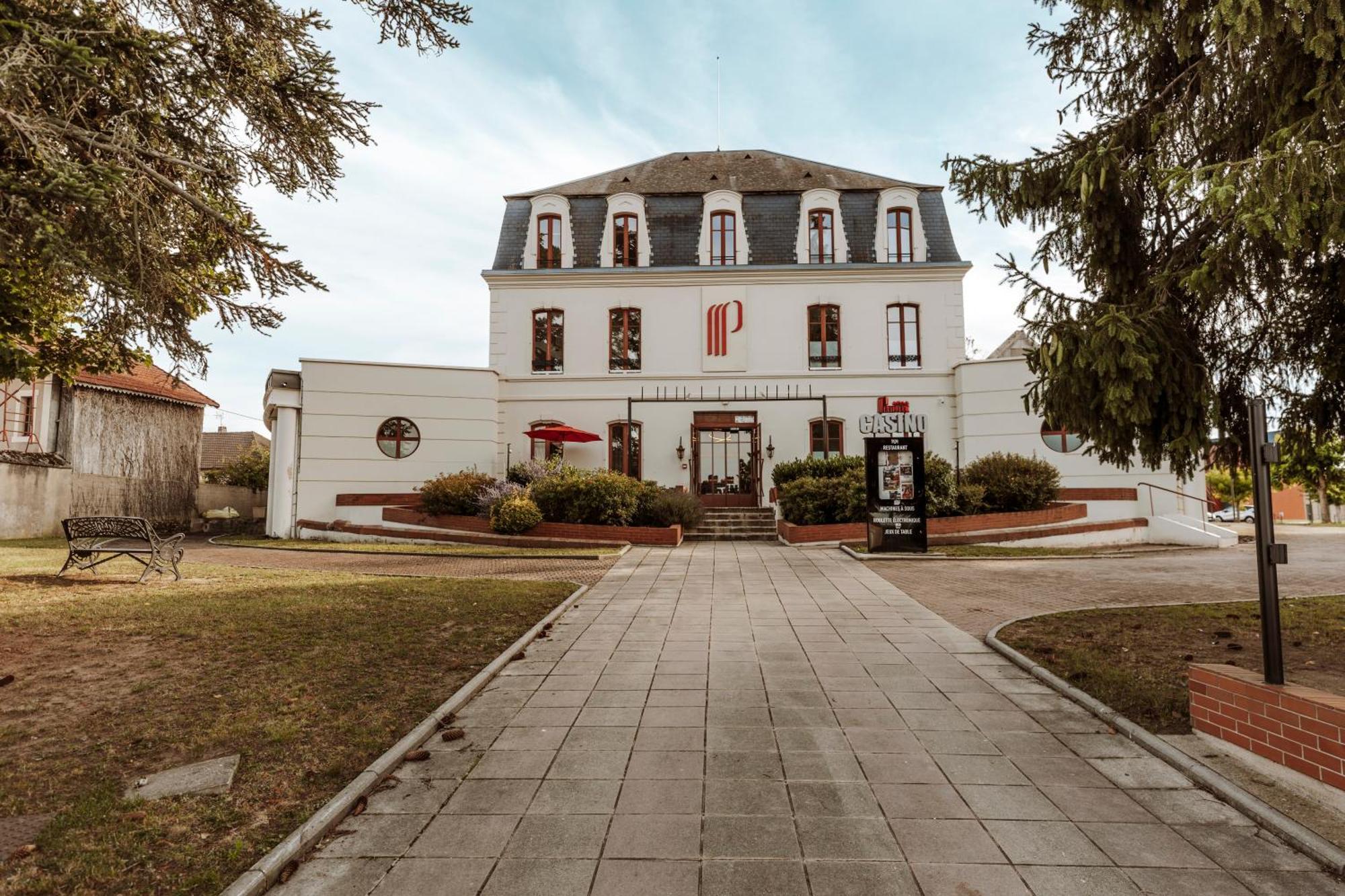 Bel Appartement 35 M 1Er Etage Évaux-les-Bains Extérieur photo